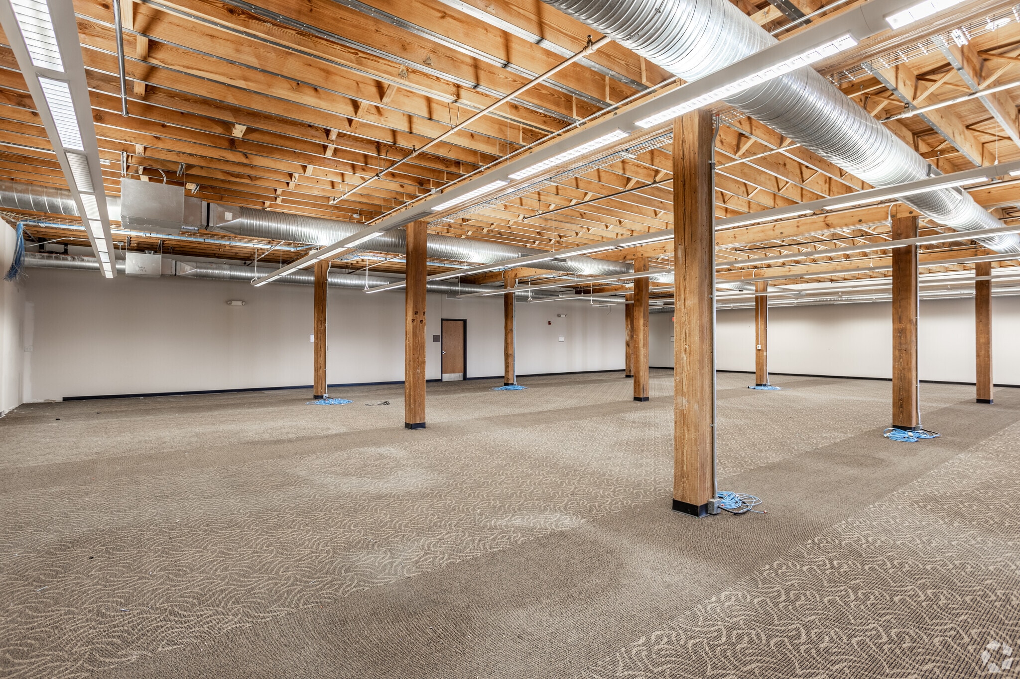 430 E Grand Ave, Des Moines, IA à louer Photo intérieure– Image 1 sur 6