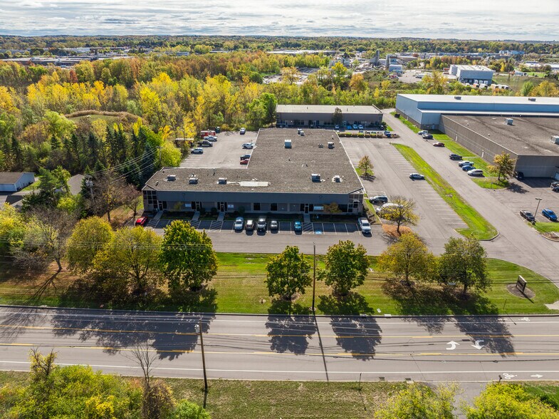 2975 Brighton Henrietta Town Line Rd, Rochester, NY à louer - Photo de l’immeuble – Image 2 sur 13