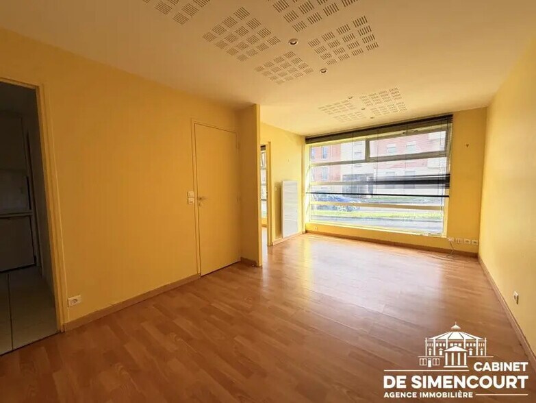 Local d'activités dans Amiens à vendre - Photo intérieure – Image 2 sur 2