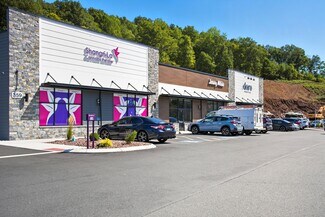 Plus de détails pour 297-305 New Britain Avenue, Plainville, CT - Local commercial à louer