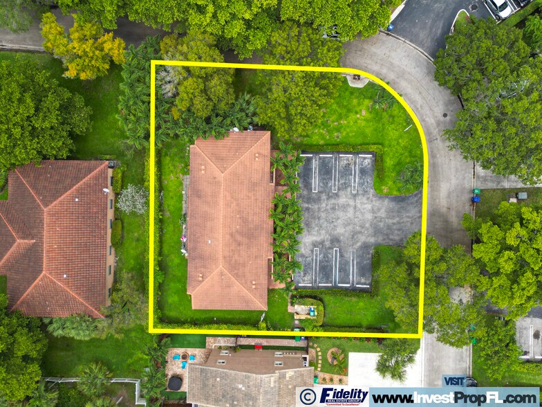 4280 NW 114th Ter, Coral Springs, FL à vendre - Photo de l’immeuble – Image 3 sur 61