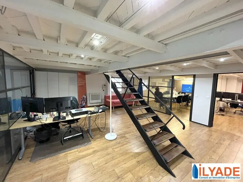 8 Rue Euthymenes, Marseille à louer - Photo de l’immeuble – Image 1 sur 10