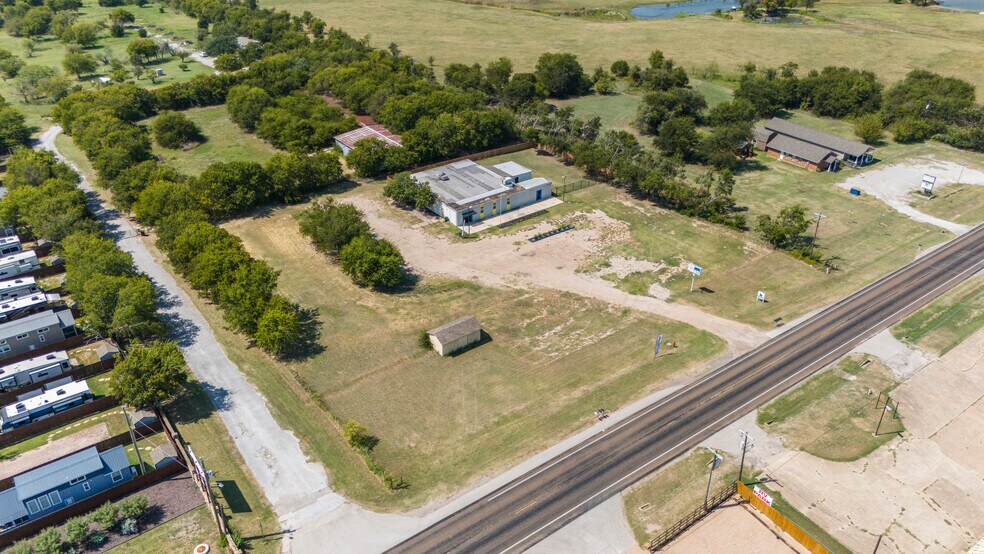 10401 Fm 1902, Crowley, TX à vendre - Photo de l’immeuble – Image 2 sur 22