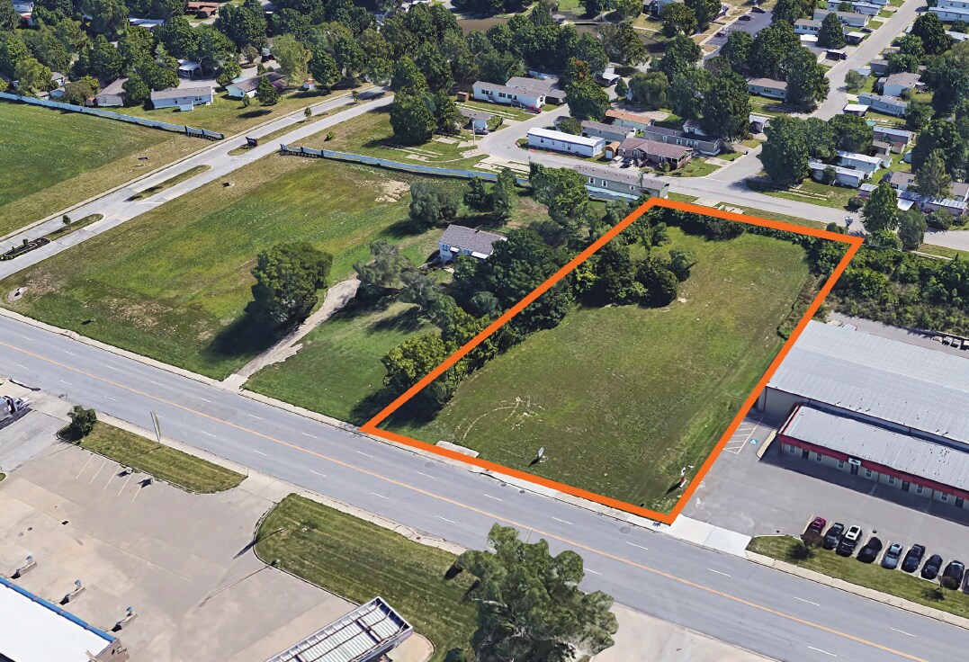 North Scott Ave, Belton, MO à vendre Photo de l’immeuble– Image 1 sur 5
