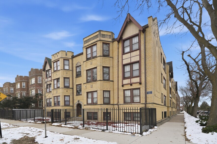 1919 E 86th St, Chicago, IL à vendre - Photo de l’immeuble – Image 3 sur 14