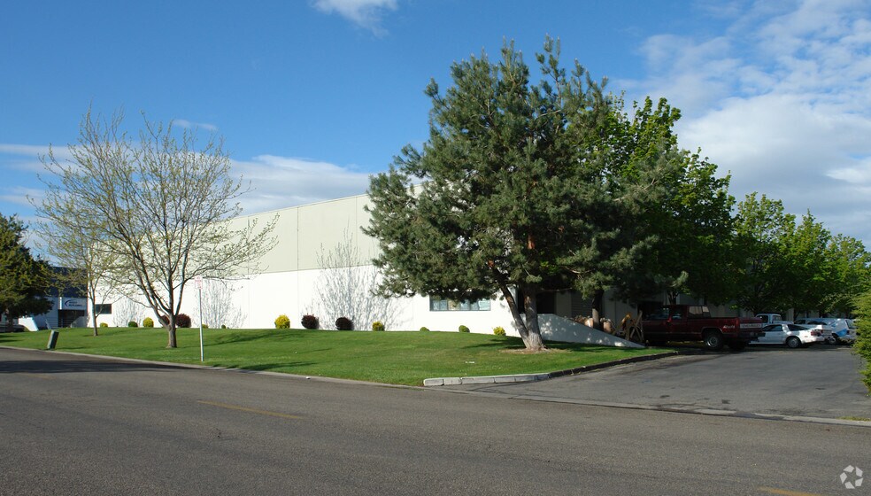 361-443 Steelhead Way, Boise, ID à louer - Photo de l’immeuble – Image 3 sur 19