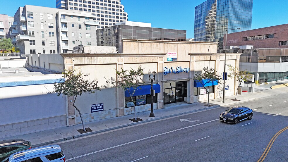 130-144 N Central Ave, Glendale, CA à louer - Photo de l’immeuble – Image 3 sur 21