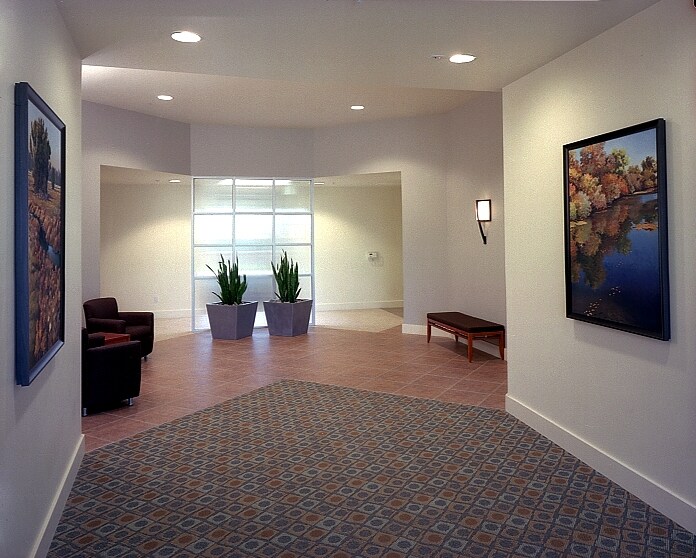 9281 Office Park Cir, Elk Grove, CA à louer - Photo intérieure – Image 2 sur 5