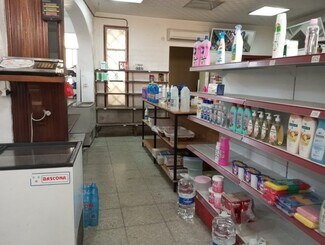 Plus de détails pour Local commercial à vendre