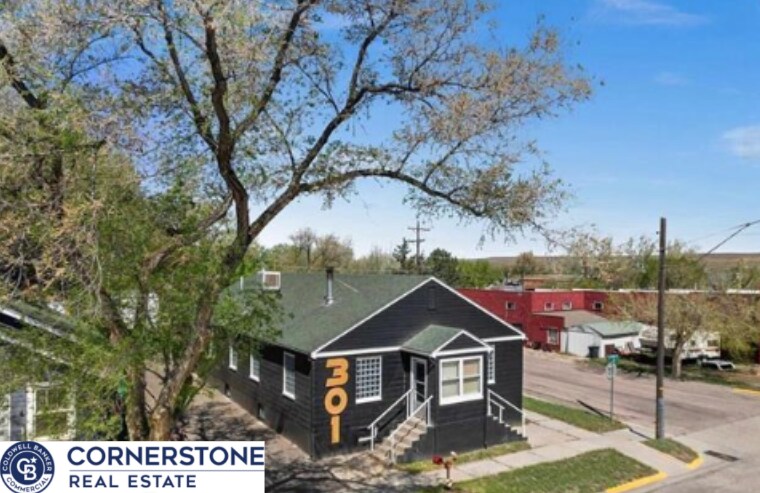 301 4th st, Glenrock, WY à vendre Photo principale– Image 1 sur 25