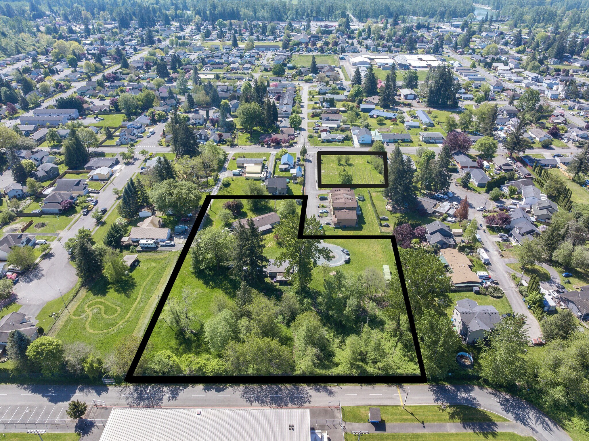 515 & 717 High Ave Sultan, WA 98294 portefeuille de 2 biens à vendre sur LoopNet.fr Photo principale– Image 1 sur 5