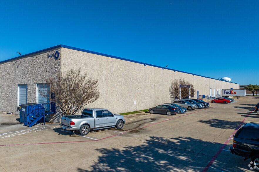 3401 Garden Brook Dr, Farmers Branch, TX à louer - Photo principale – Image 1 sur 6