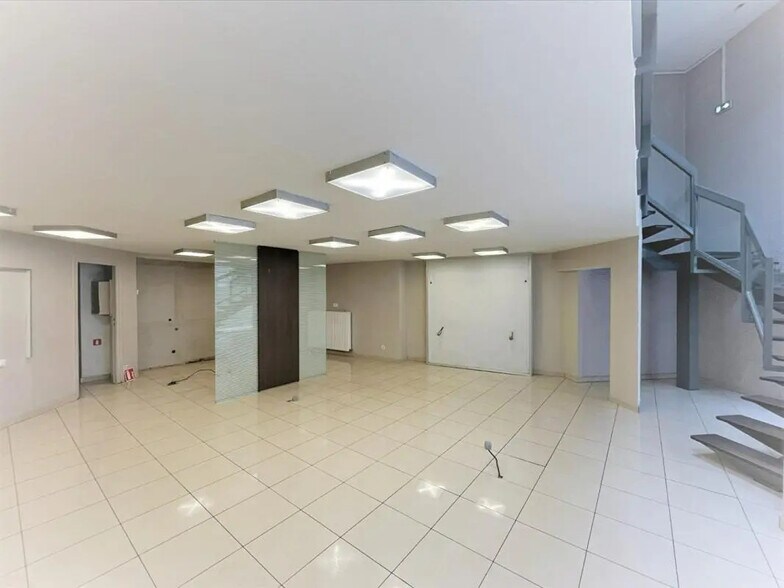 Bureau dans Besançon à louer - Photo de l’immeuble – Image 1 sur 5