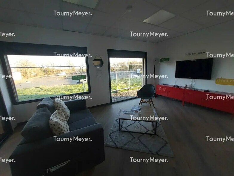 Bureau dans Treillières à vendre - Photo de l’immeuble – Image 3 sur 5