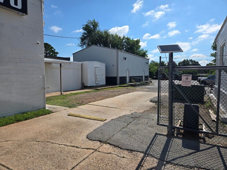 1813 N Harrison St, Shawnee, OK à louer - Photo de l’immeuble – Image 3 sur 28