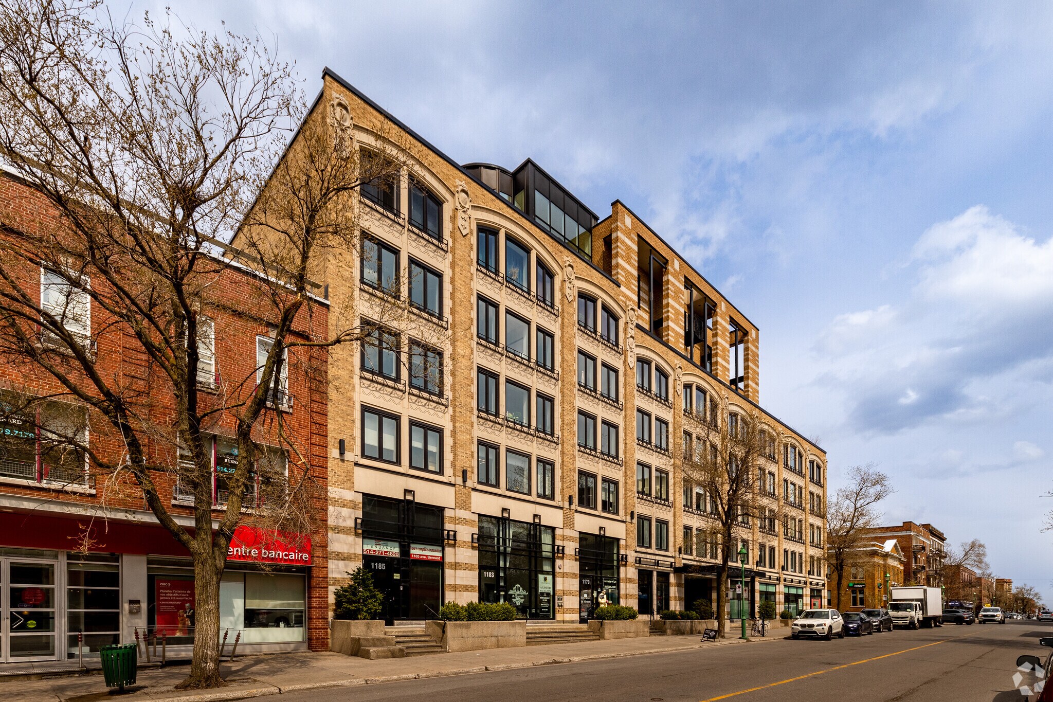 1155-1185 Av Bernard, Montréal, QC à vendre Photo principale– Image 1 sur 6