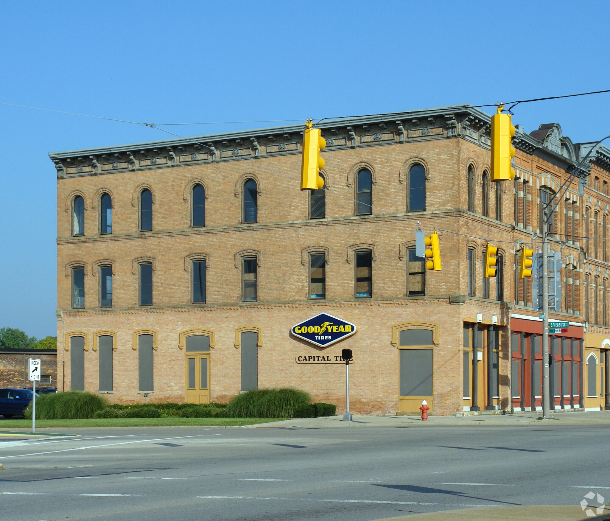 1001 Cherry St, Toledo, OH à louer Photo principale– Image 1 sur 5