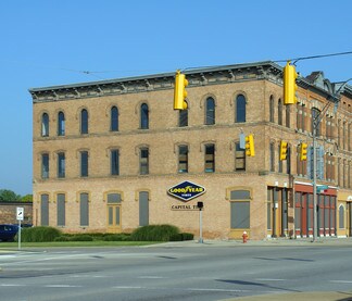 Plus de détails pour 1001 Cherry St, Toledo, OH - Bureau/Local commercial à louer