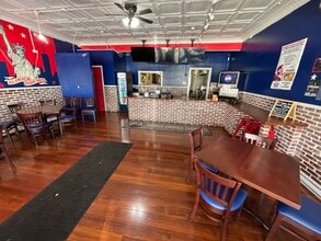 454 Main St, Islip, NY à louer Photo intérieure– Image 2 sur 6