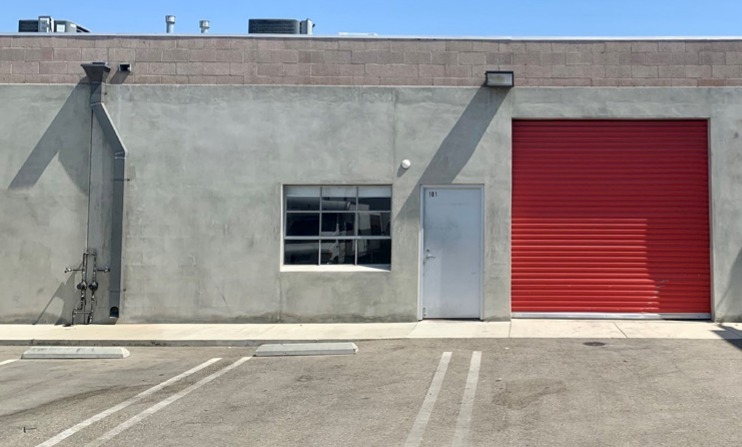 164-172 W Providencia Ave, Burbank, CA à louer - Photo de l’immeuble – Image 2 sur 4