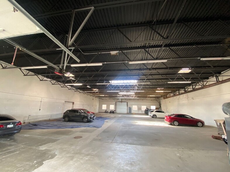 1666-1672 N Ada St, Chicago, IL à louer - Photo de l’immeuble – Image 3 sur 9