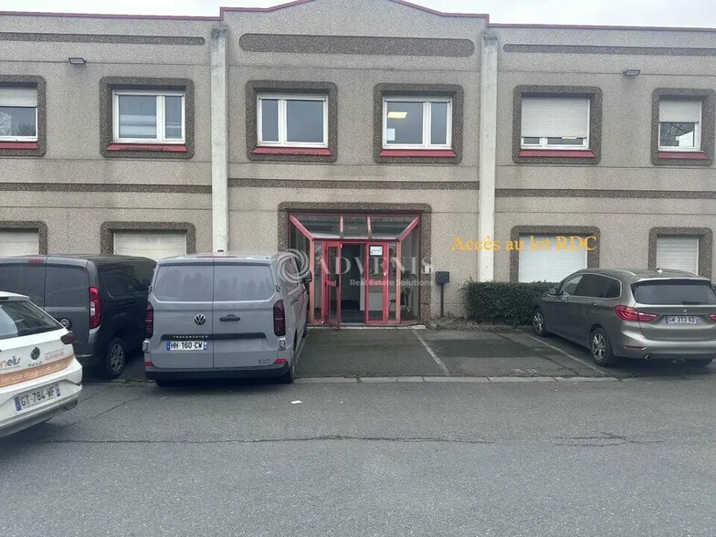 Bureau dans Lesquin à louer - Photo de l’immeuble – Image 2 sur 10