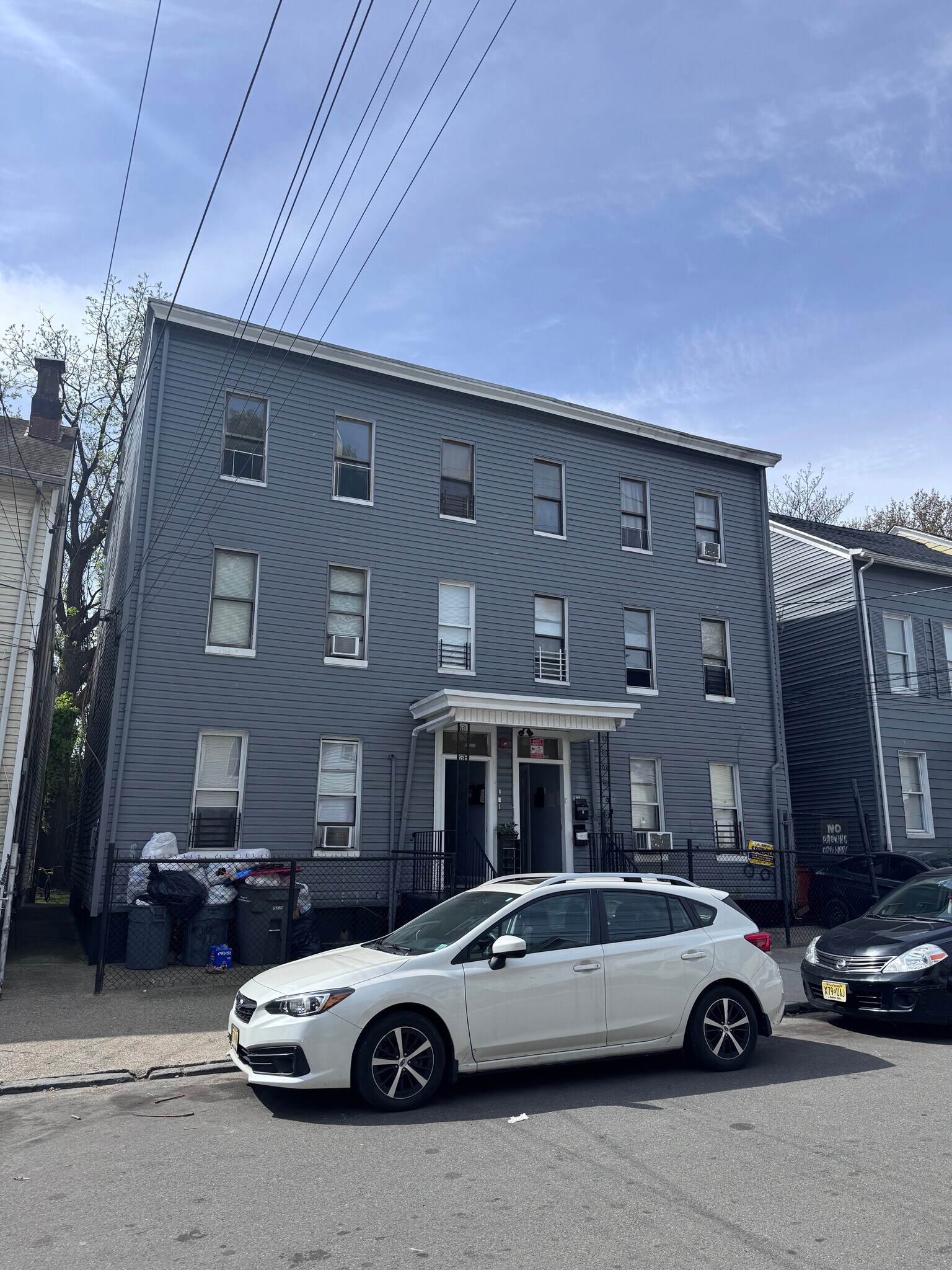 33-35 Hillman St, Paterson, NJ à vendre Photo principale– Image 1 sur 3