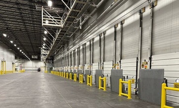 400 Industrial Dr, Birmingham, AL à louer Photo intérieure– Image 2 sur 7