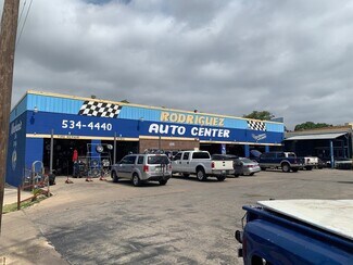 Plus de détails pour 2521 S Presa St, San Antonio, TX - Local commercial à vendre