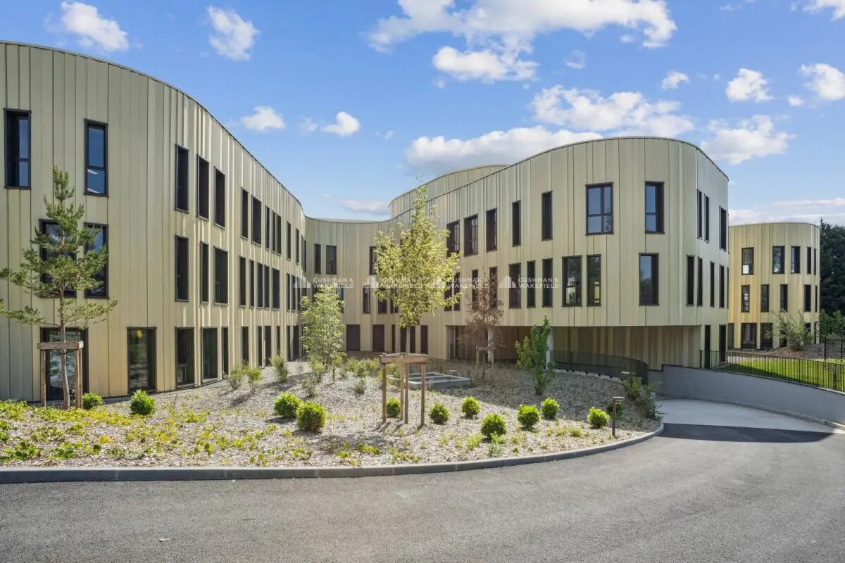 115 Rue Sans Souci, Limonest à louer Photo de l’immeuble– Image 1 sur 5