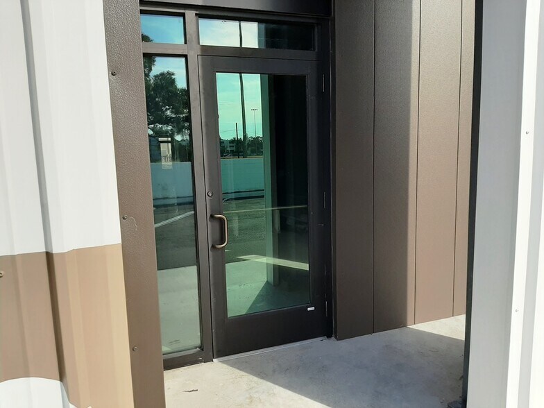 5101 N Howard Ave, Tampa, FL à louer - Photo de l’immeuble – Image 2 sur 10