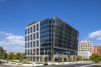 Plus de détails pour 3901 N Fairfax Dr, Arlington, VA - Bureau à louer