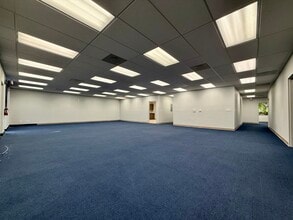 5410-5430 NW 33rd Ave, Fort Lauderdale, FL à louer Photo intérieure– Image 2 sur 38