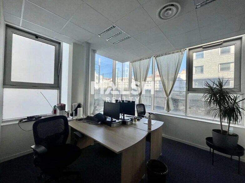 Bureau dans Lyon à louer - Photo de l’immeuble – Image 2 sur 13