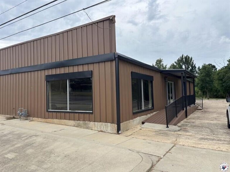 4210 E 9th St, Texarkana, AR à vendre - Photo de l’immeuble – Image 2 sur 11