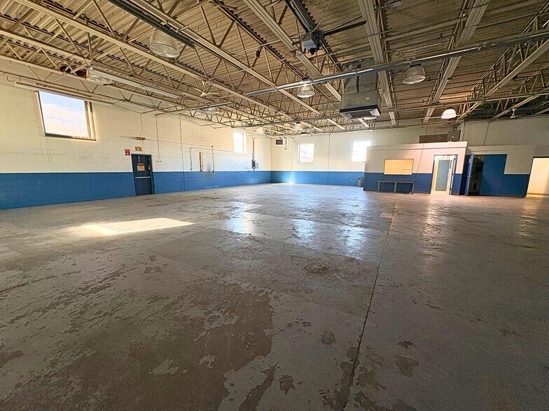 123 Moore Rd, Weymouth, MA à louer - Photo intérieure – Image 3 sur 12