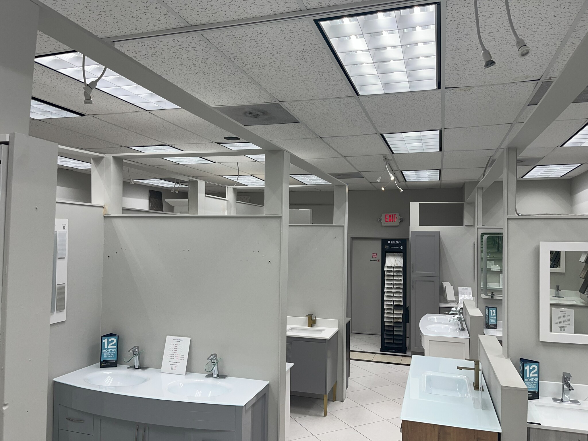 1711-1759 N Powerline Rd, Pompano Beach, FL à louer Photo intérieure– Image 1 sur 5