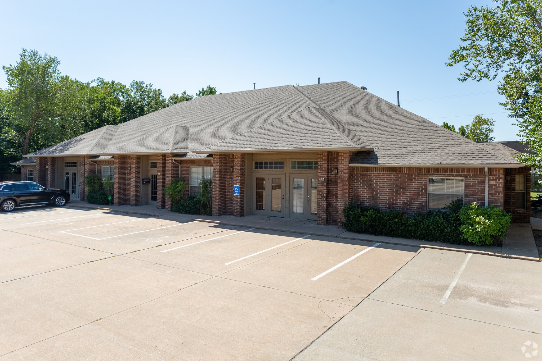 2816 NW 58th St, Oklahoma City, OK à louer Photo principale– Image 1 sur 4