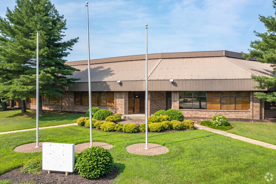 109 Lukens Dr, New Castle, DE à louer - Photo de l’immeuble – Image 2 sur 5