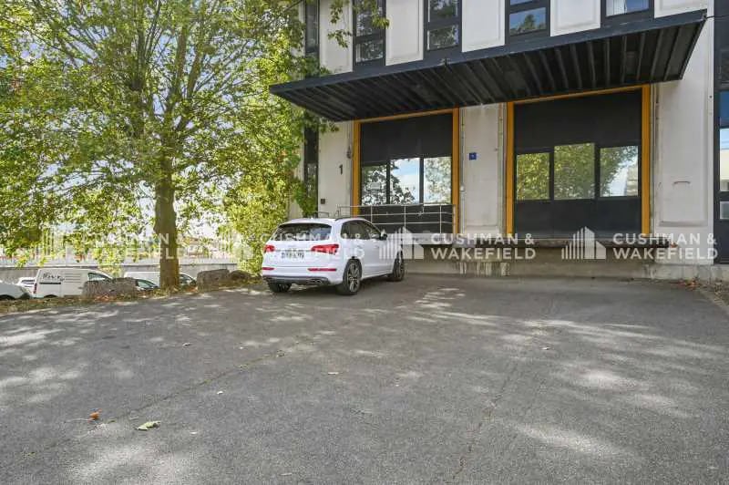 18 Rue De L'Esterel, Rungis à louer - Photo de l’immeuble – Image 3 sur 13