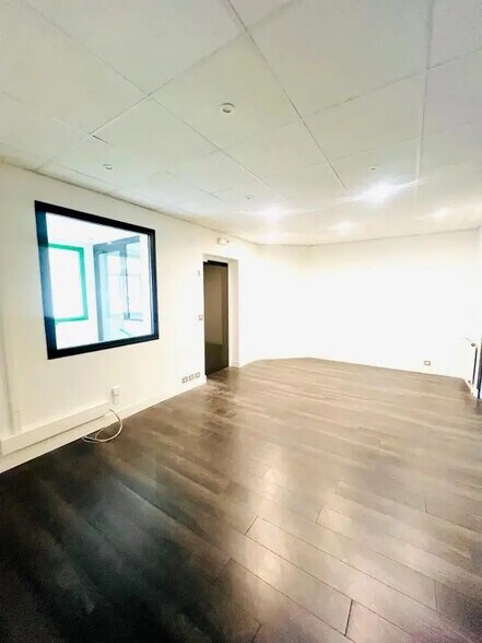 Bureau dans Chavenay à louer - Photo intérieure – Image 2 sur 6