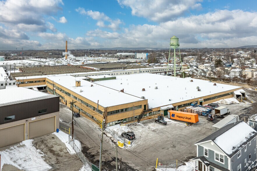 100 Hoffman Pl, Hillside, NJ à louer - Aérien – Image 2 sur 5