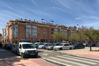 Plus de détails pour Calle Escaño, 22, Getafe - Local commercial à louer