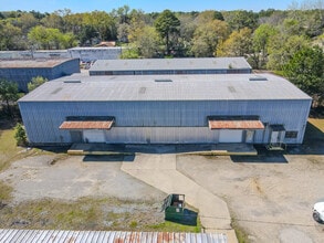 251 Poe St, Fayetteville, NC à louer Photo intérieure– Image 1 sur 5