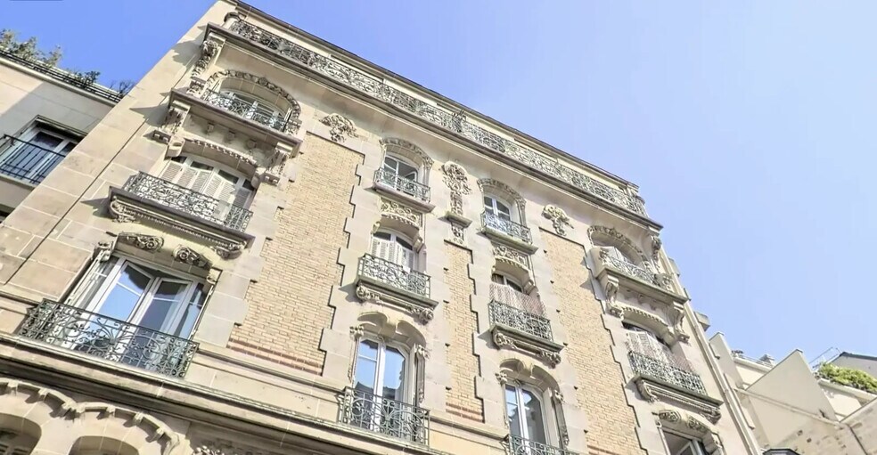 Bureau dans Levallois-Perret à louer - Photo de l’immeuble – Image 2 sur 3