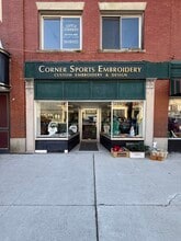 58 High St, Clinton, MA à louer Photo intérieure– Image 1 sur 7