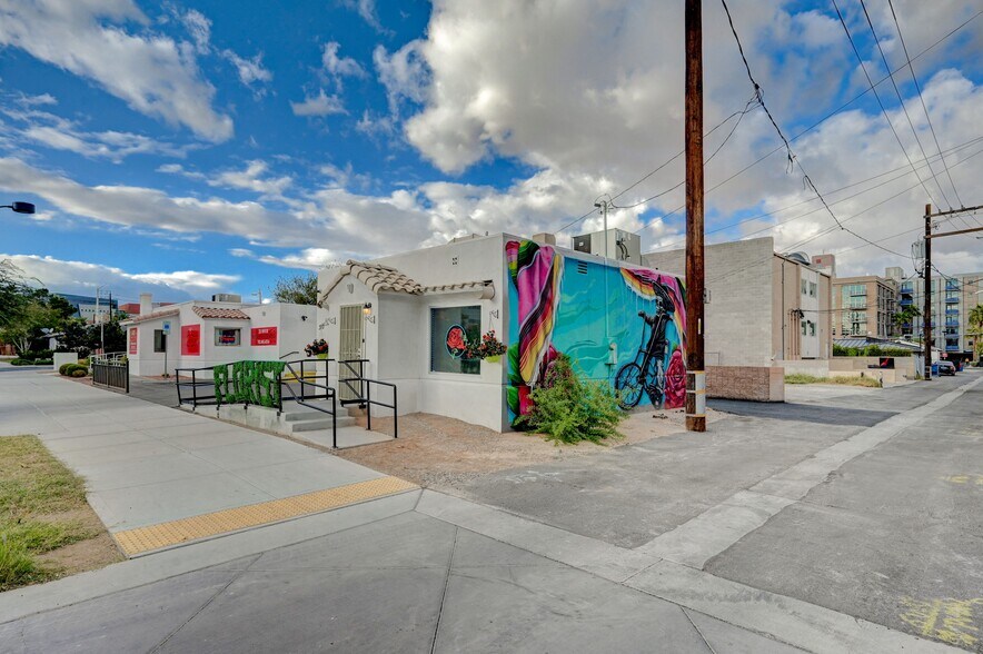 310 Gass Ave portefeuille de 2 biens à vendre sur LoopNet.fr - Photo principale – Image 2 sur 2
