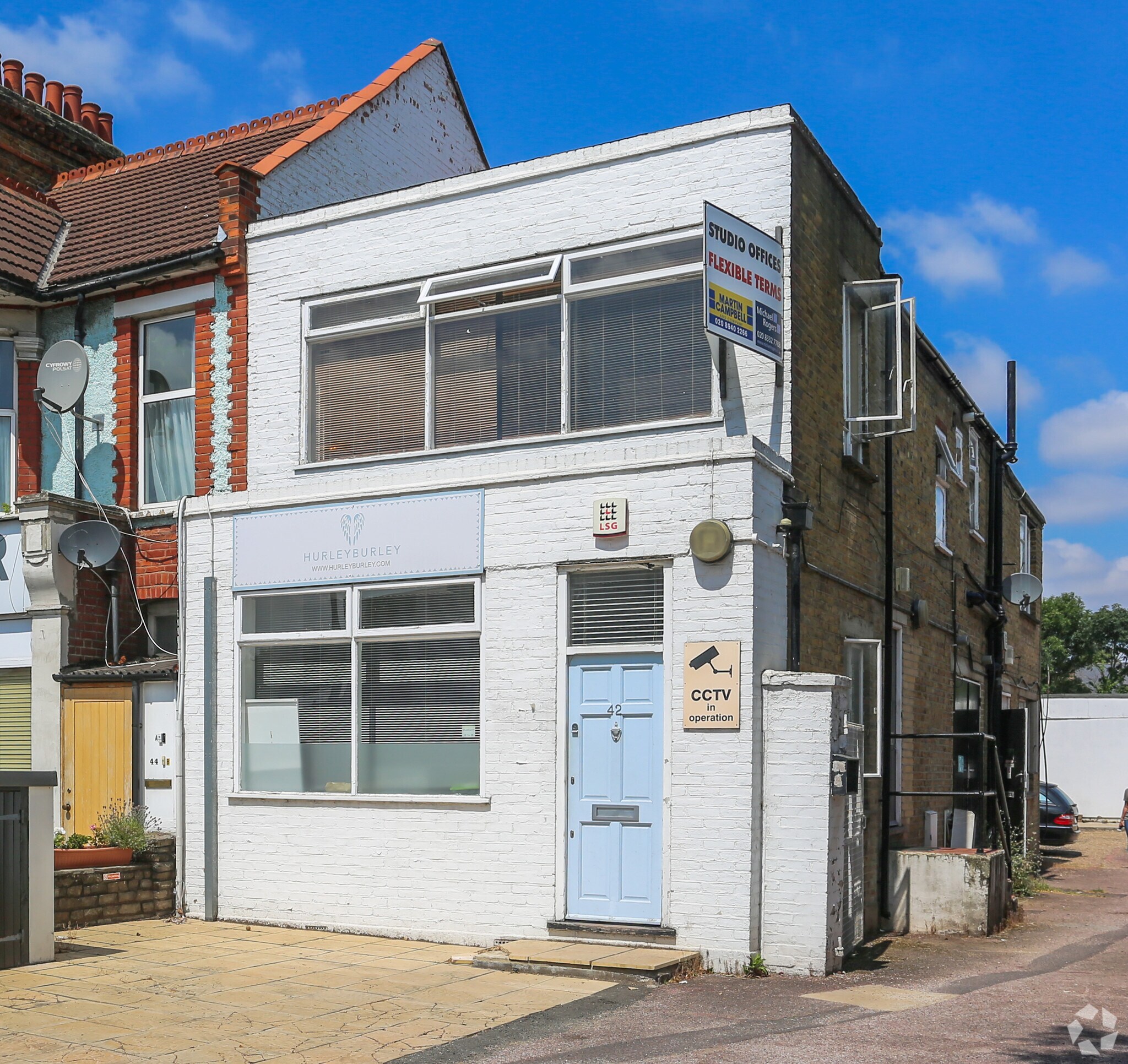 42 Upper Richmond Rd W, Londres à louer Photo de l’immeuble– Image 1 sur 8