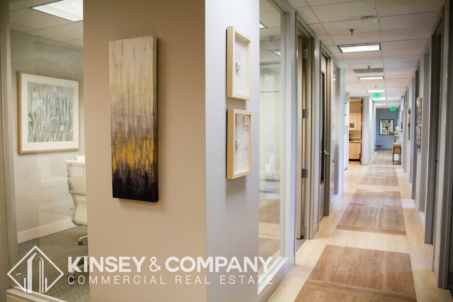 9085 E Mineral Cir, Centennial, CO à louer - Photo intérieure – Image 3 sur 5