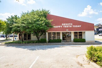 Plus de détails pour 701 N Hampton Rd, DeSoto, TX - Bureau à vendre